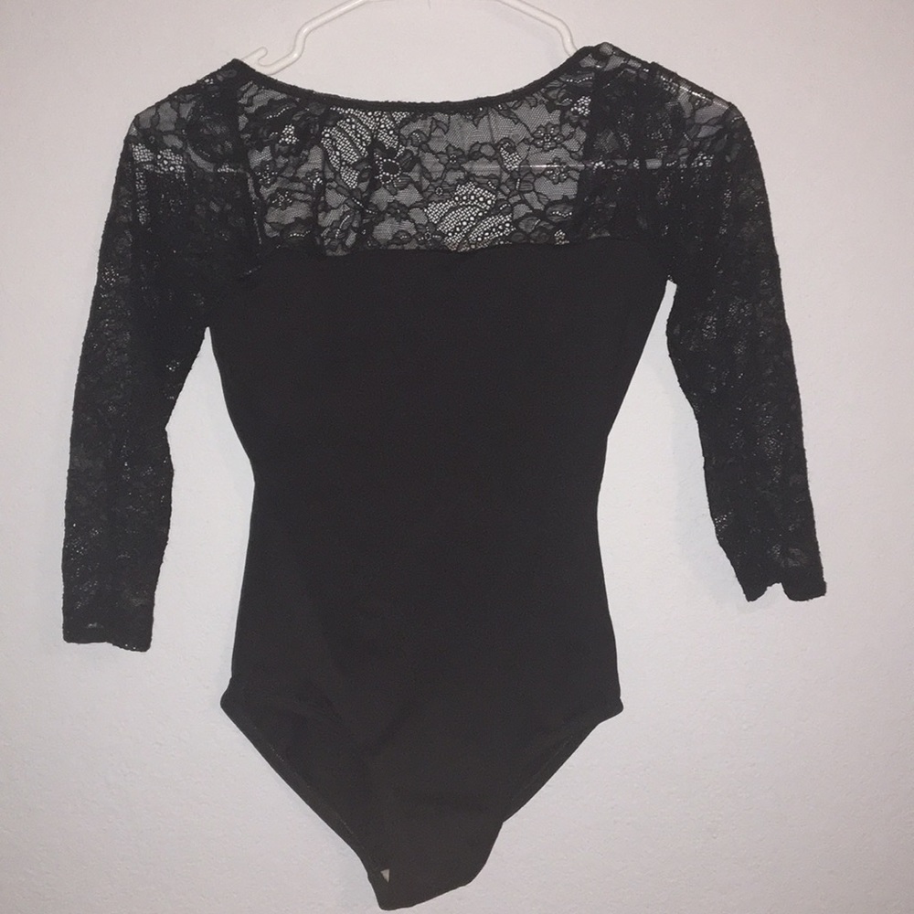 BLACK LACE LEO